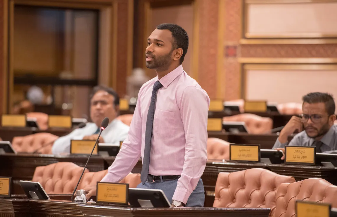 ޓެކްސީ ޑްރައިވަރުން ކުރި މުޒާހަރާގައި ލިބުނު ގެއްލުމުގެ ބަދަލު ދިނުމަށް ގޮވާލައިފި