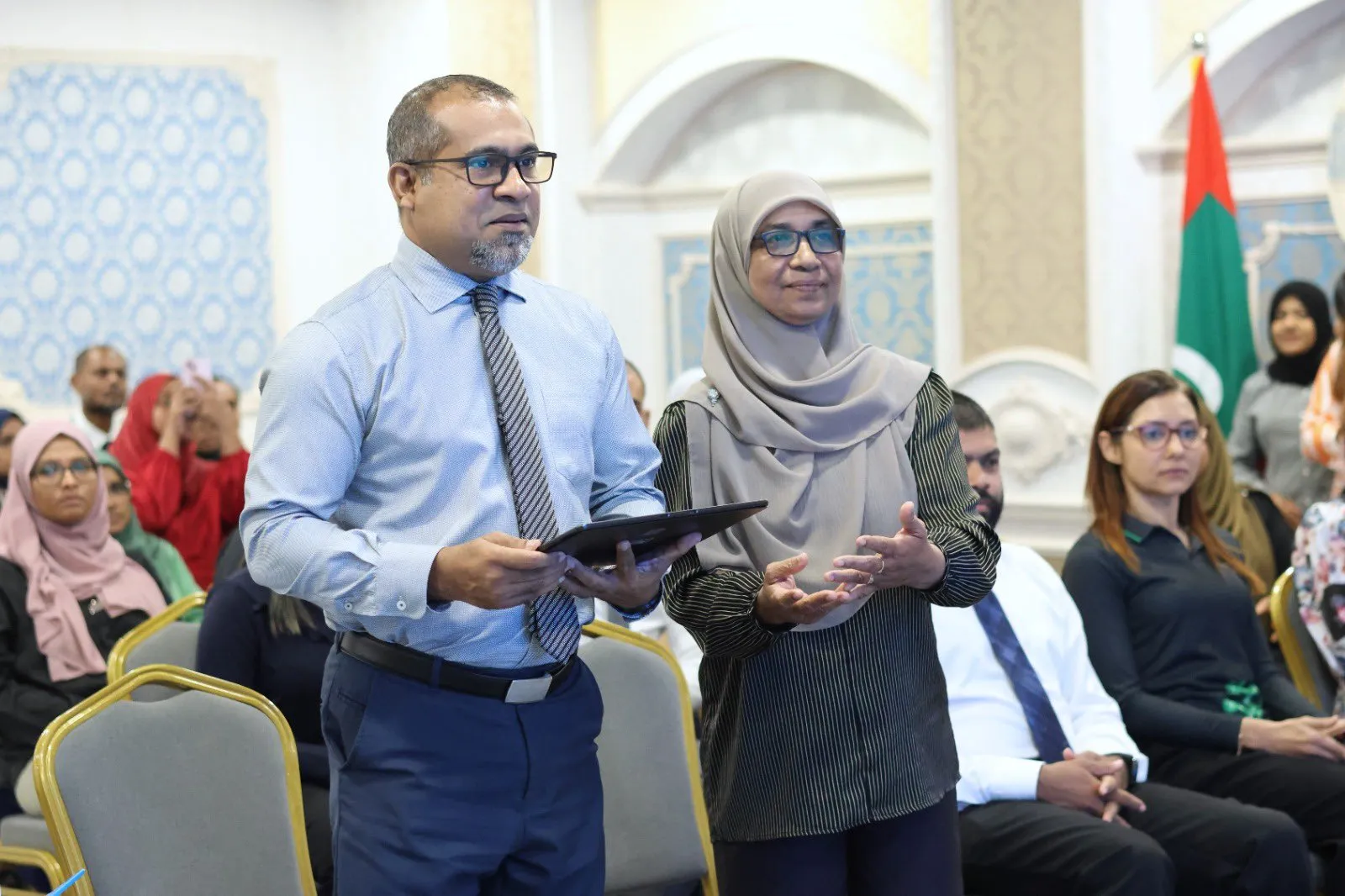 ތުއްތު ކުދިންނަށް ދޭނެ މިންހެޔޮ ކާނާގެ މަޢުލޫމާތު ހިމެނޭ ފޮތެއް ނެރެފި