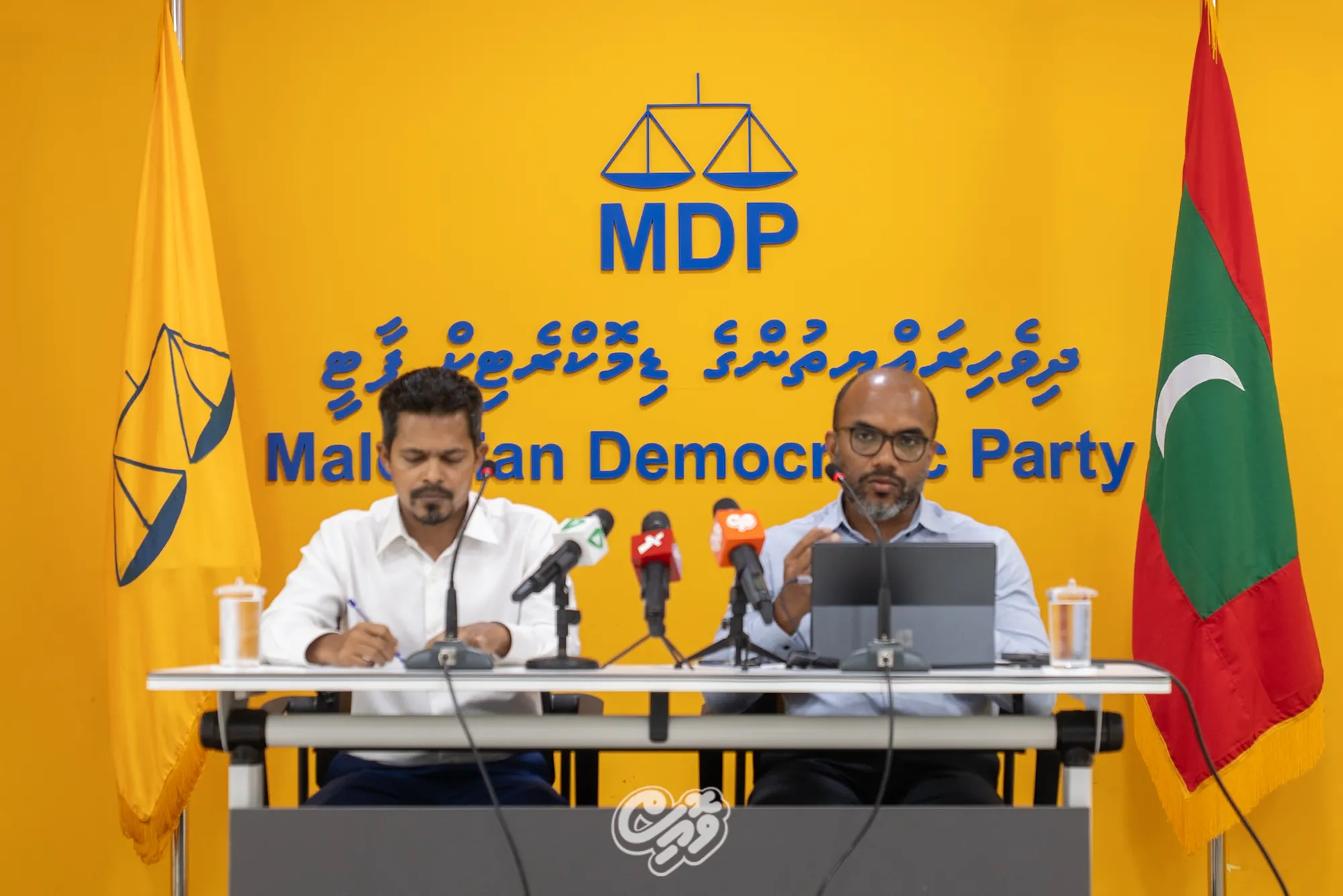 އާ ޓާމިނަލުގެ ހުރިހާ ކުރެޑިޓެއް ދޭން ޖެހޭނީ ކުރީ ސަރުކާރަށް: އަމީރު