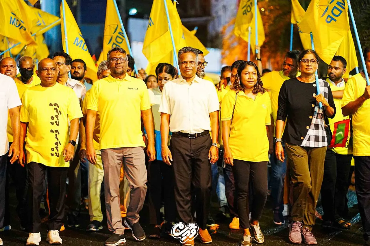 އެމްޑީޕީން ސަރުކާރާ ދެކޮޅަށް ޝުއޫރު ފާޅުކުރުމުގެ ގޮތުން ބޭއްވި ހިނގާލުން ސުލްހަވެރިކަމާއެކު ނިންމާލައިފި