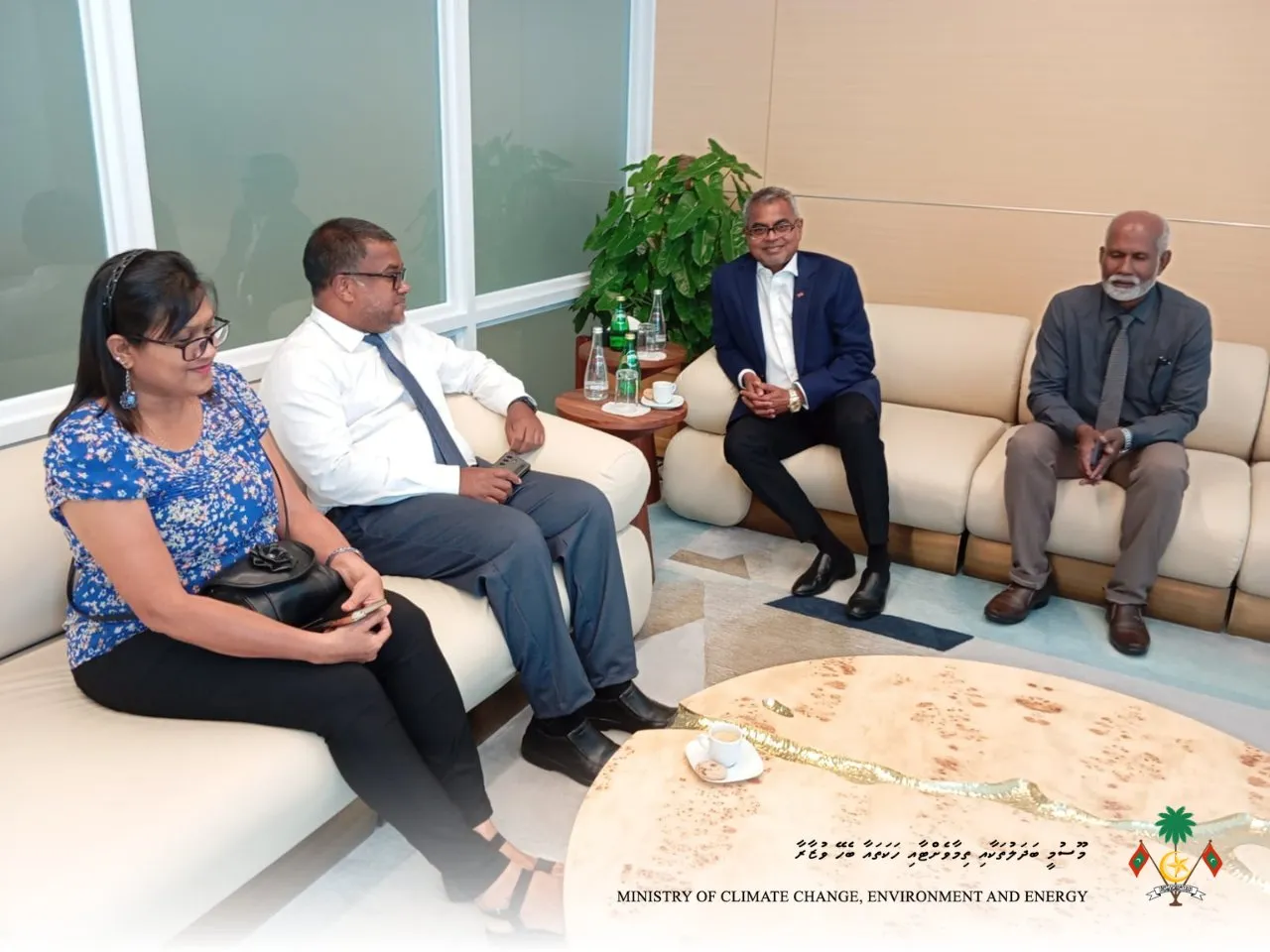 ރަސްމީ ދަތުރުފުޅެއްގައި ވަޒީރު ޠާރިޤް ބޫޓާނަށް ފުރާވަޑައިގެންފި