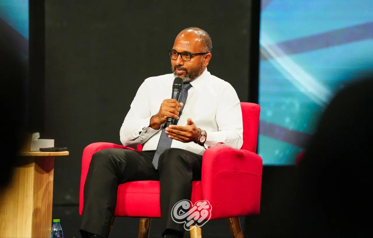 ހުރިހާ ބިދޭސީންގެ ފޮޓޯއާއި ފިންގަރޕްރިންޓް ނެގުމުގެ ޢަމަލީ މަސައްކަތް އަންނަ މަހު ފަށަނީ