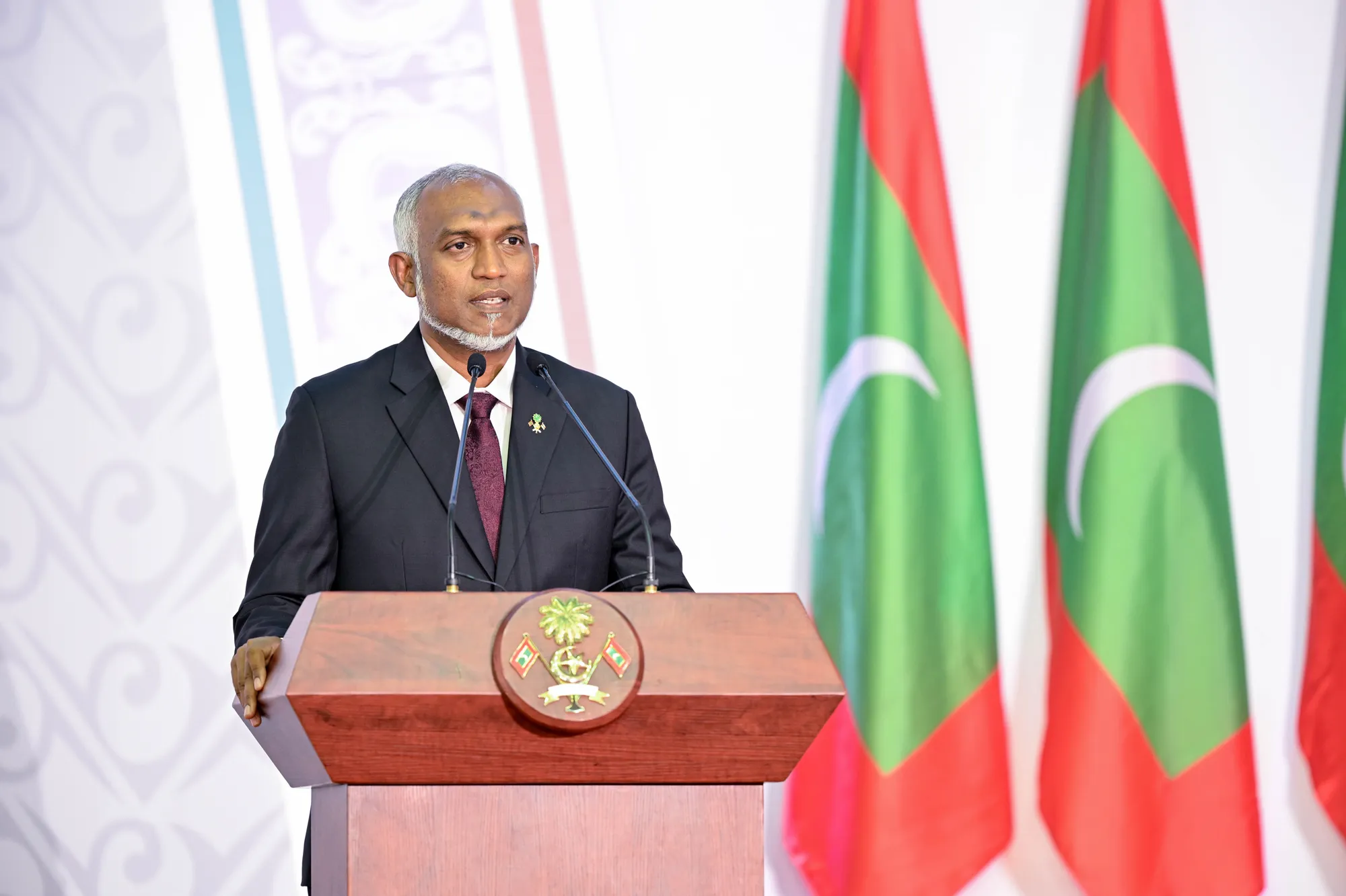 ވާނުވާ ބަންދުގައި ތިބި ފަރާތްތަކުގެ މައްސަލަ ވީ އެެންމެ އަވަހަކަށް ނިންމުމަށް ރައީސް ޑރ. މުއިއްޒު ގޮވާލައްވައިފި