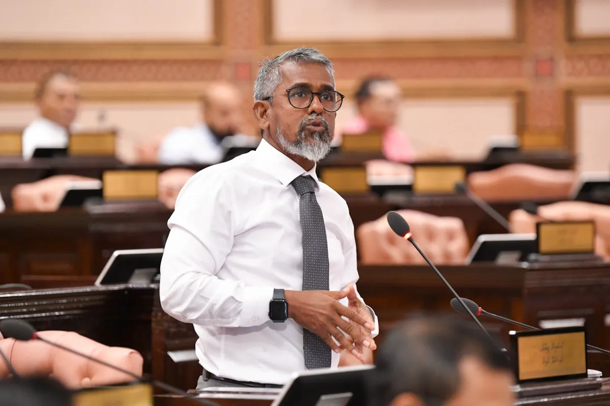 ކައުންސިލަރުން ބެންކޮކު ދަތުރުތައް ކުރަނީ ރަށަށް ކަންކަން ކޮށްދީފައި ދެން ލިބޭ އެއްޗަކުން: ޒިޔާދު