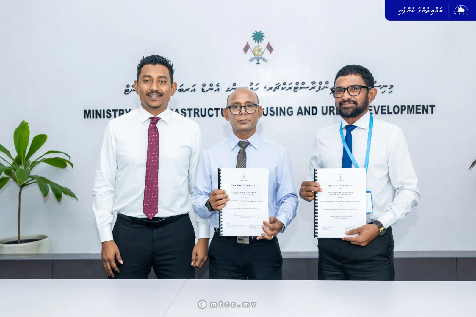 ކޮންސްޓްރަކްޝަން މިނިސްޓްރީން ބުނީ މި 11 ރަށުގެ މަގުތައް ޒަމާނީ ފެންވަރަށް ތަރައްގީކޮށް ތާރު އަޅާނެ ކަމަށް