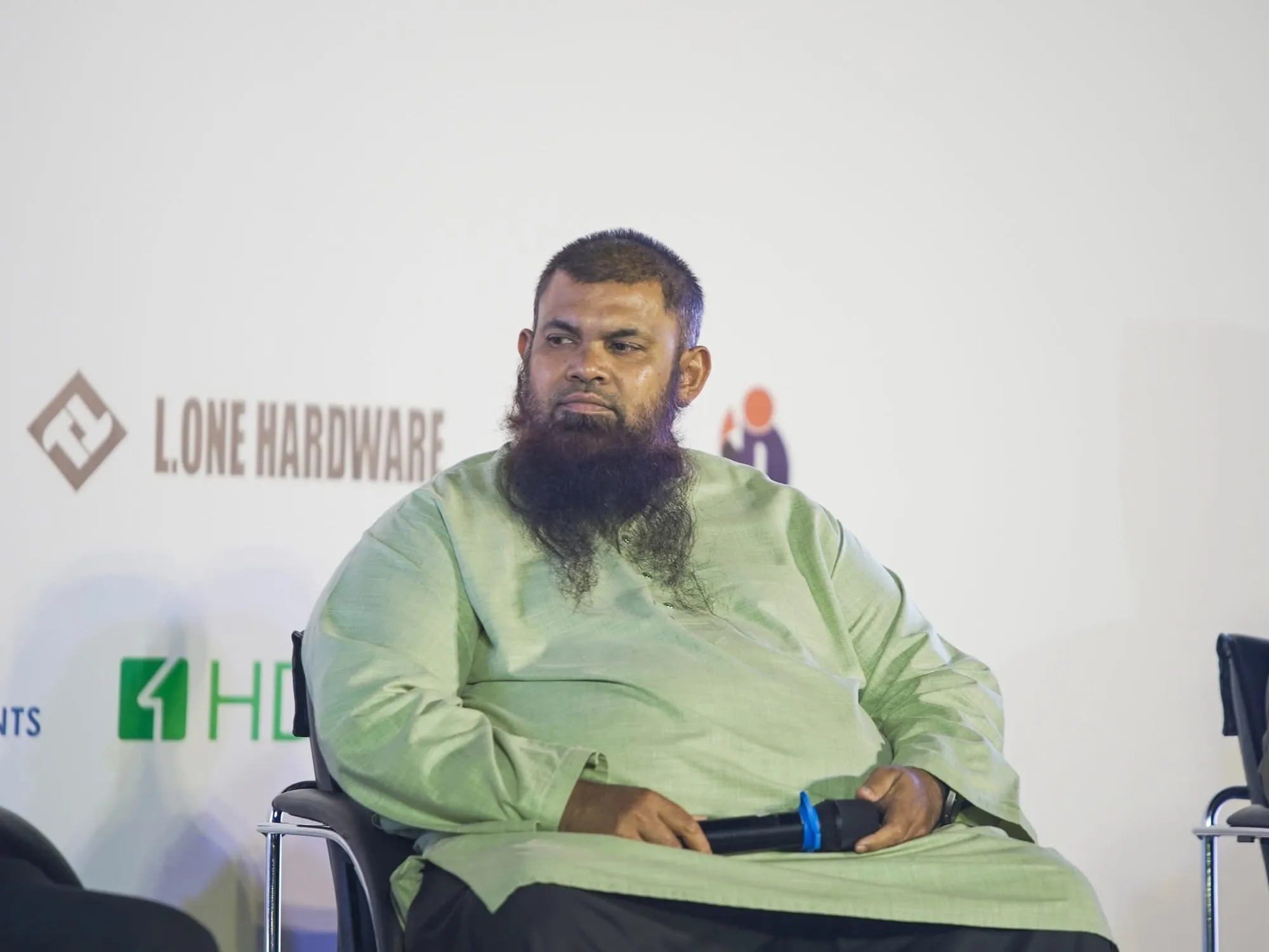 ރަސްމާލެ މަޝްރޫޢުއާ ގުޅިގެން ހުށަހެޅި ކަންކަމަށް ރިޢާޔަތްކުރައްވާނެކަމުގެ ޔަޤީންކަން ރައީސް ދެއްވި: ސަލަފްގެ ތަރުޖަމާނު
