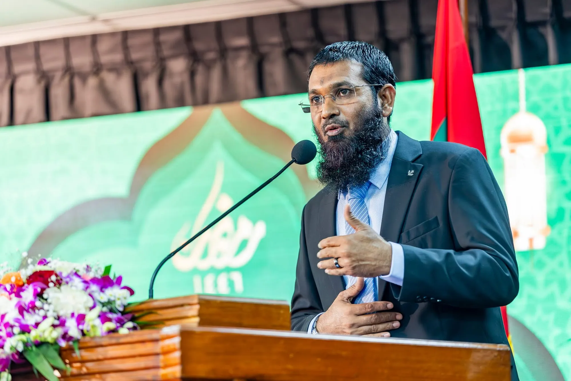 ޝެއިހް ސަމީރުގެ ވަރަށް ޚާއްސަ ދެ ދަރުހެއް މިރެއާ މާދަމާ ރޭ