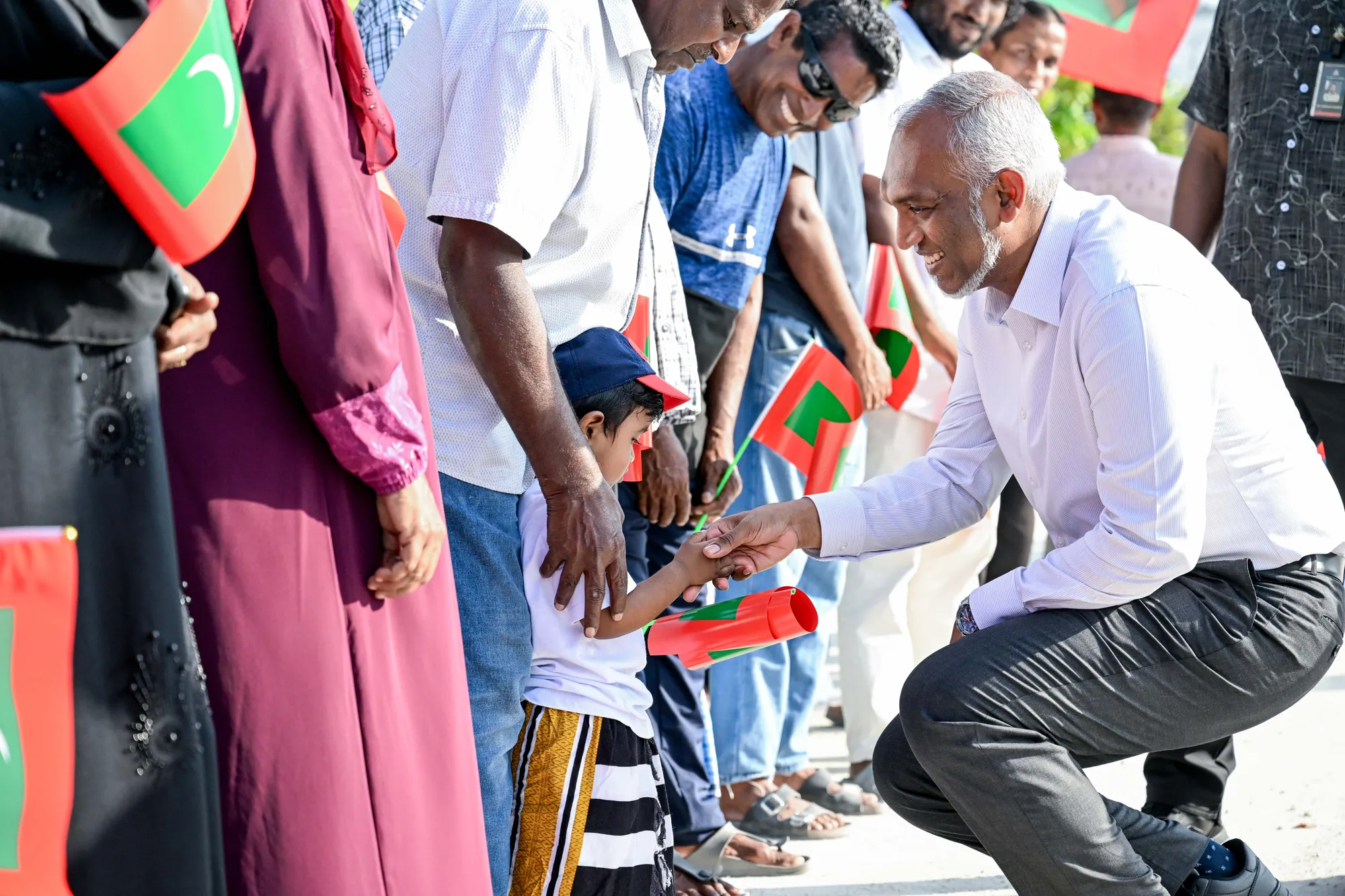 ރައީސްގެ ދާލު ދަތުރު ނިންމަވާލައްވައިފި، ރޯދައިގެ ފަހުން އަލުން ދަތުރުތައް ފައްޓަވާނެ