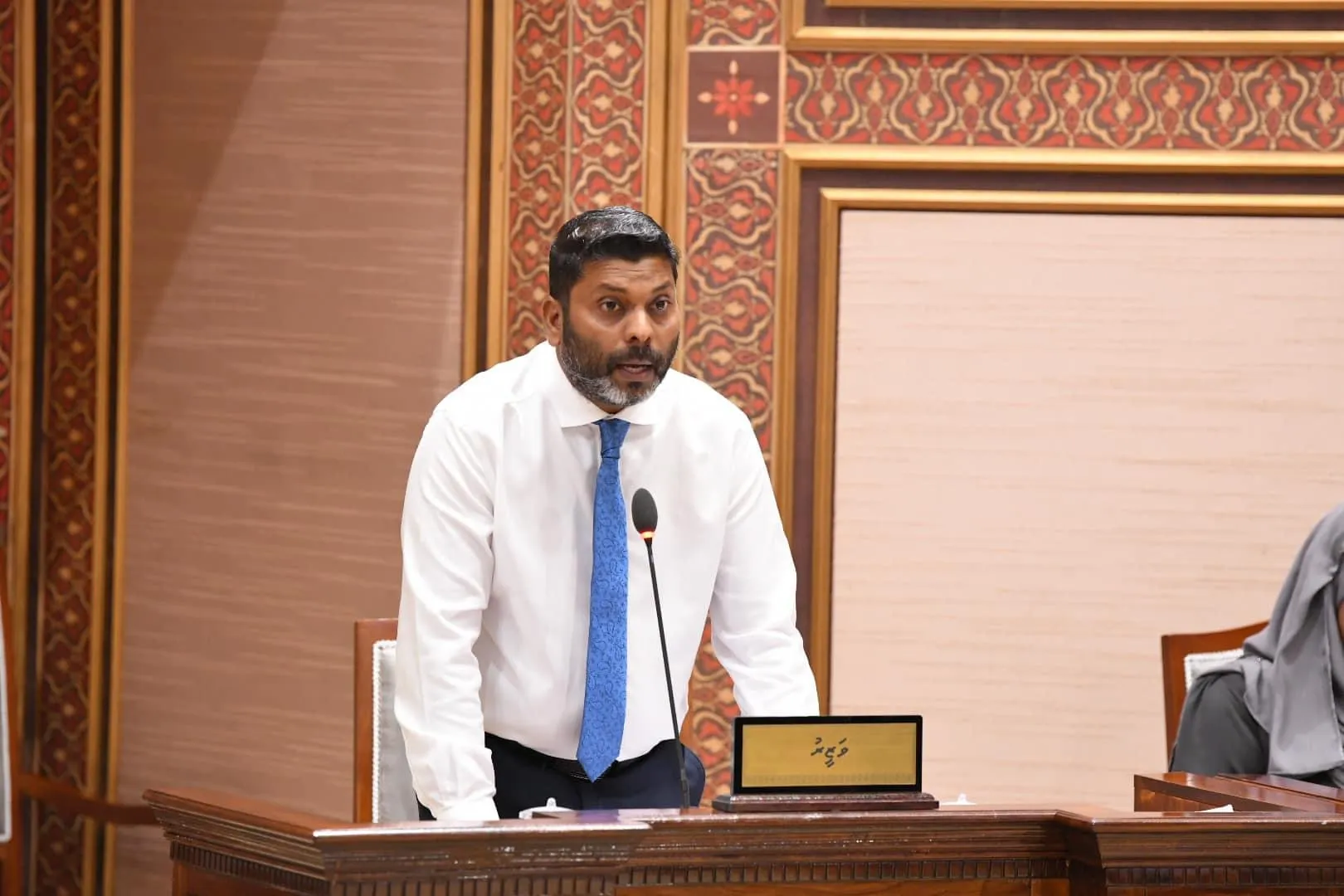 ފަށާފައި ހުރި ކުޅިވަރު މަޝްރޫއުތަކުގެ އަގު މުޅި ދައުލަތުގެ 2 އަހަރުގެ ބަޖެޓަށް ވުރެ ބޮޑު: ވަޒީރު ރާފިޢު