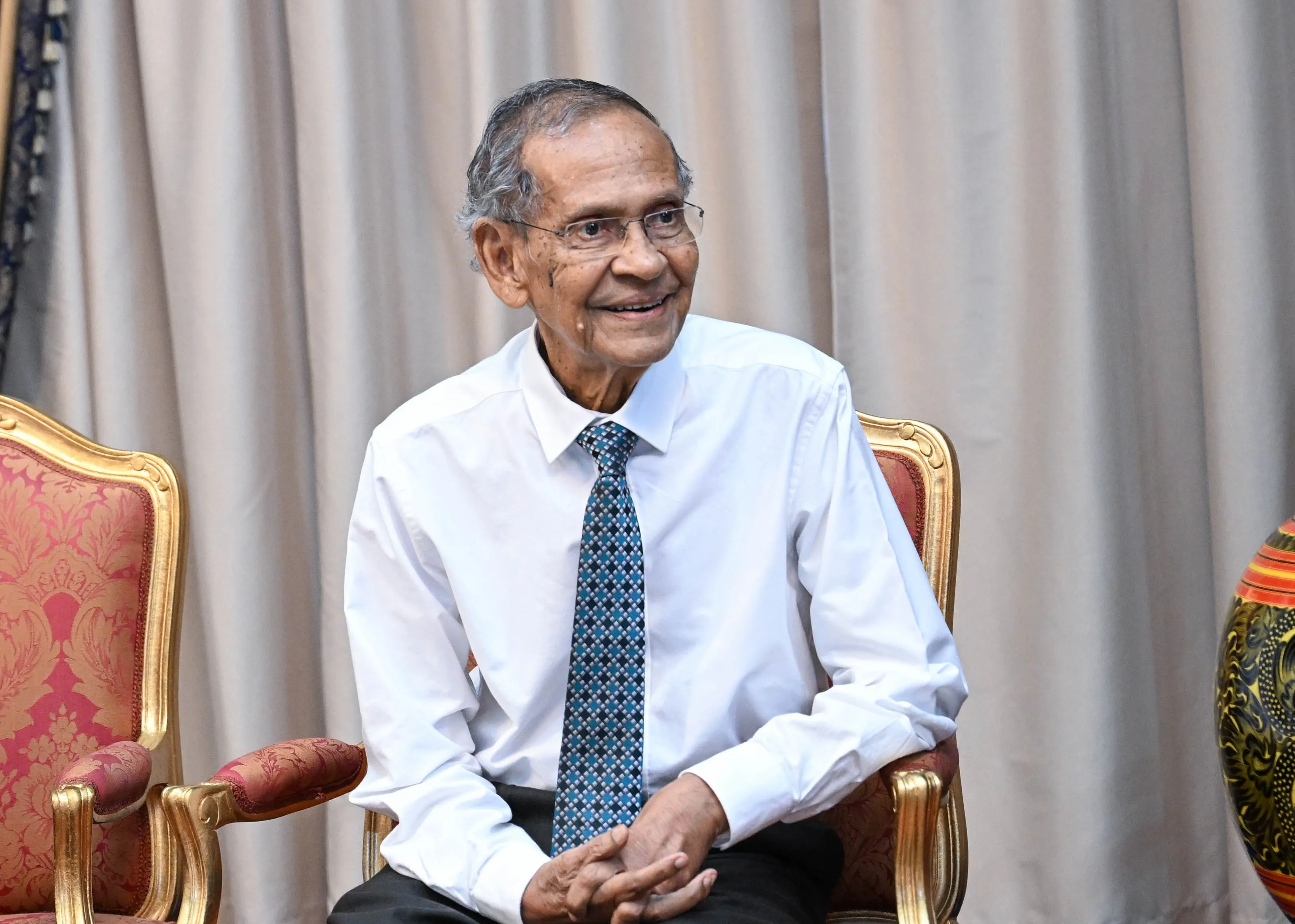އައިޔޫއެމްގެ ޗާންސެލަރ އިސްތިއުފާ ދެއްވައިފި