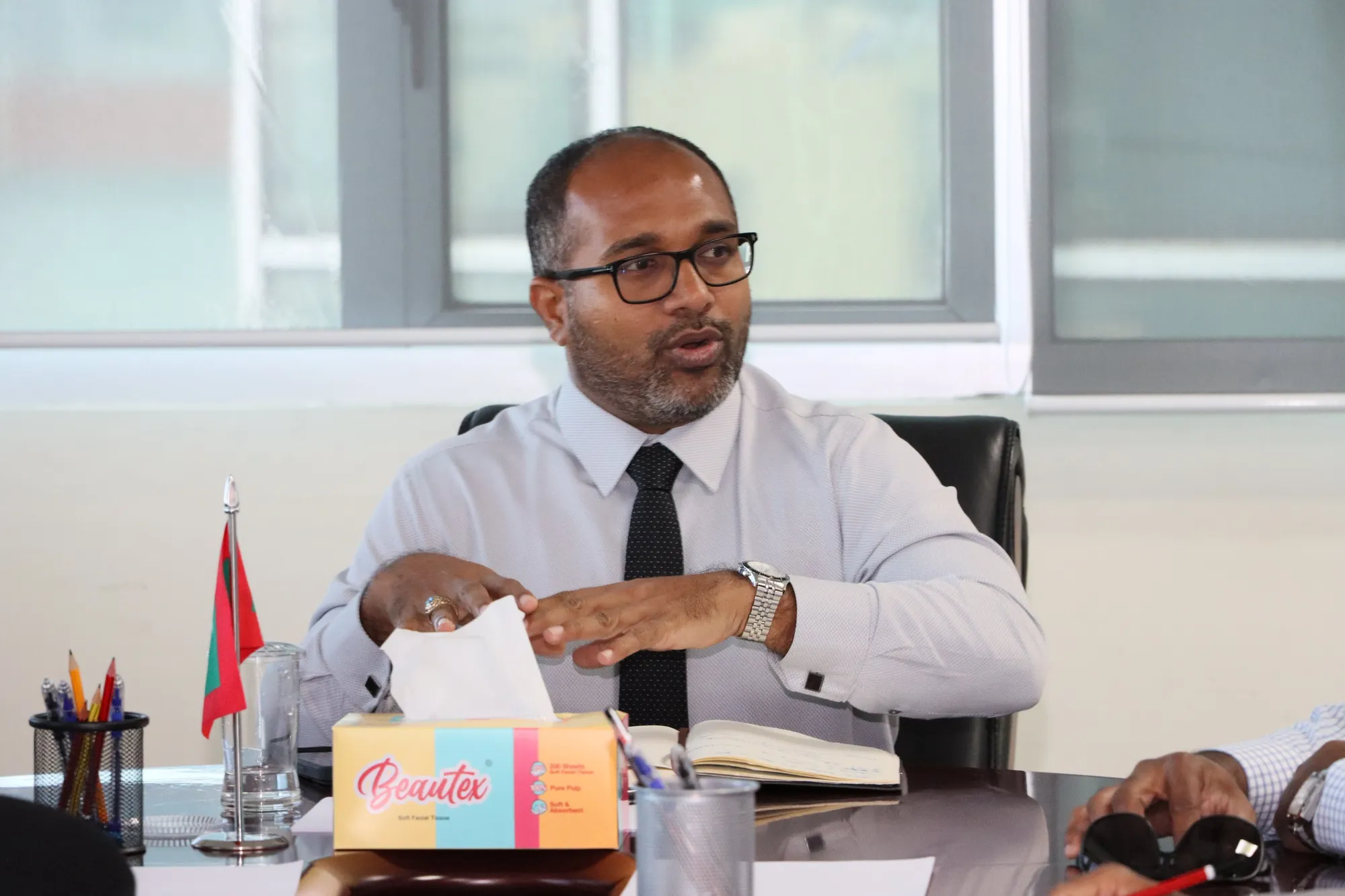 ދިގުމުއްދަތަށް ރިހެބިލިޓޭޝަނަށް ގެންދާ ކުދިން ސިފައިންނާއި ފުލުހުންގެ ޚިދުމަތަށް ނެރެވޭނެ: ވަޒީރު އިހުސާން