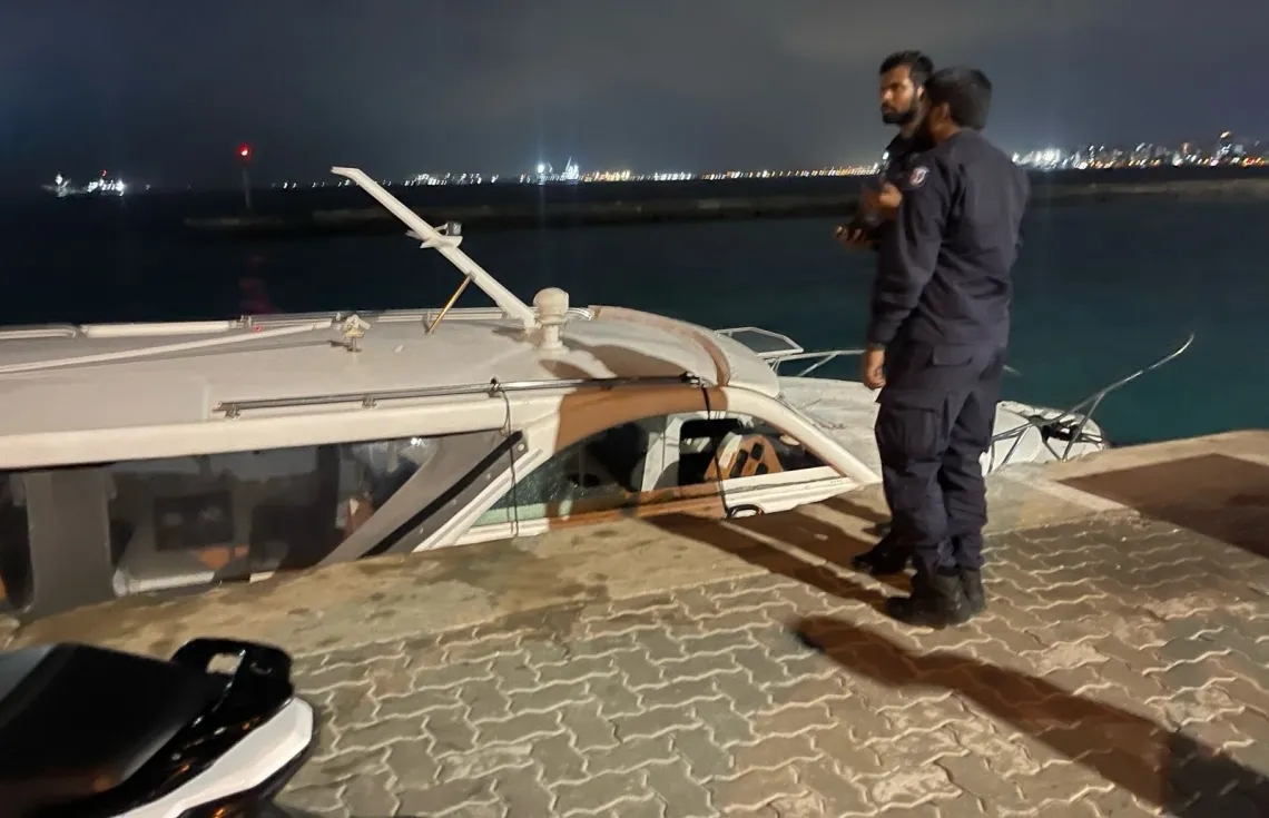 ދެ ލޯންޗު ޖެހި އެކްސިޑެންޓުވެ 13 މީހަކަށް އަނިޔާވެއްޖެ