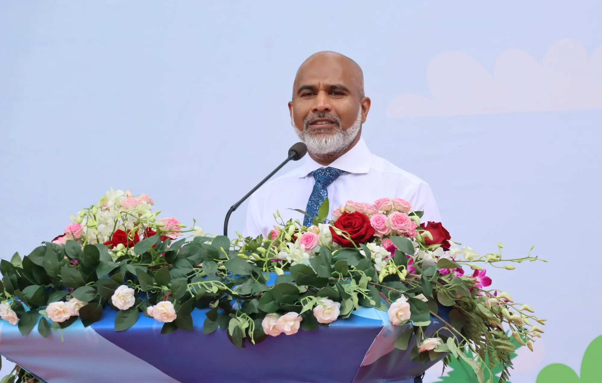 ފިނިކަމާއިއެކު ދަރިވަރުންގެ ސުލޫކާއި އުޅުމަށް ހެޔޮ ބަދަލު އަންނާނެ؛ ބުލީއެއް ނުކުރާނެ: ޑރ.ޝަފީޢު