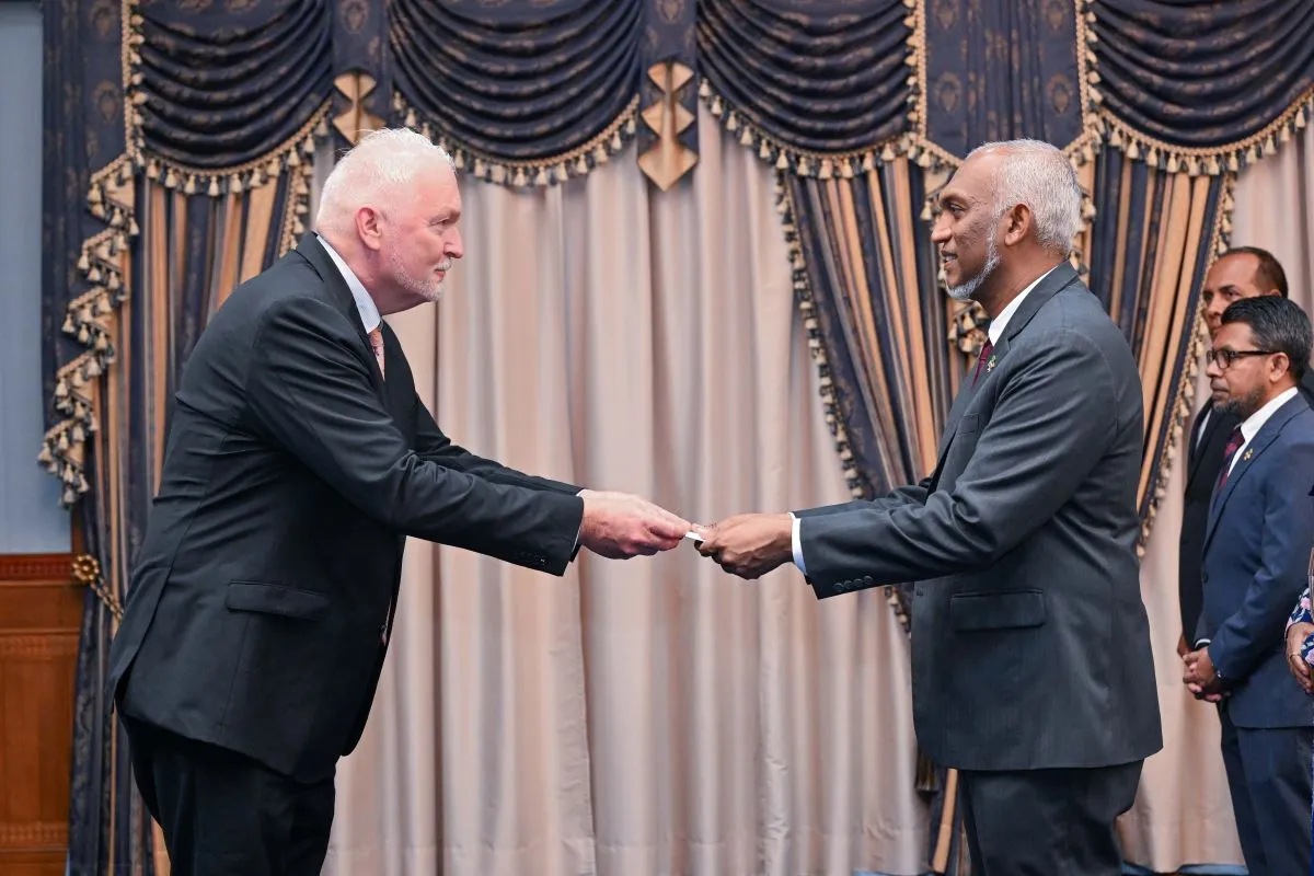 Non-Resident Dutch Ambassador presenting Letter of Credence to President Dr Muizzu (Photo/President's Office)