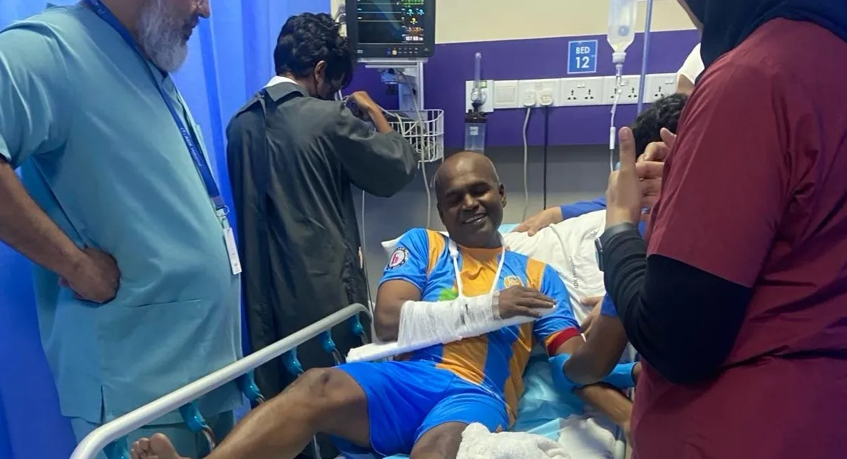 ލެޖެންޑަރީ ފޯވަޑް ސާޔާގެ އަތްބިންދައިގެން ހިނގައްޖެ!