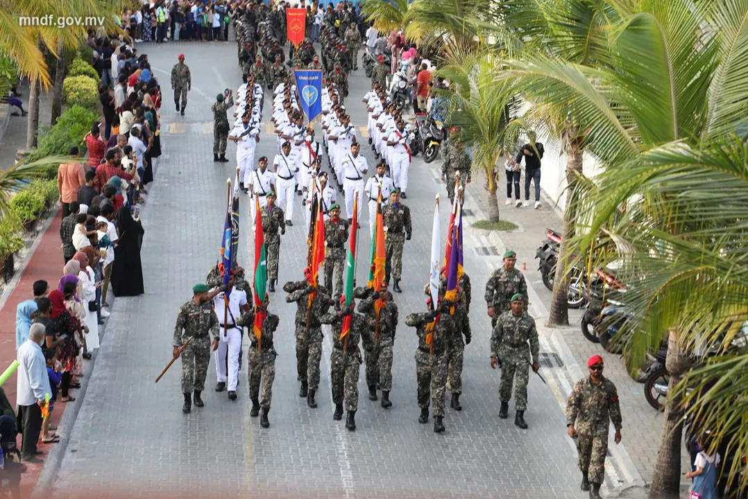 މޫސުން ގޯސްވުމުގެ ސަބަބުން މިނިވަންދުވަހުގެ ޝަރަފުގެ ހިނގާލުން ފަސްކޮށްފި