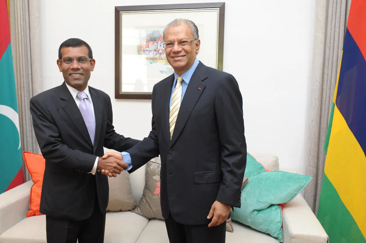 Nasheed with Former Prime minister of Mauritius