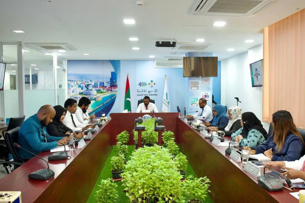 މާލެސިޓީކައުންސިލްގެ ބޮޑަތި ހުރިހާ ޕްރޮޖެކްޓްތަކެއް ސަރުކާރަށް ހަވާލު ކުރުމަށް ކައުންސިލުން ނިންމައިފި