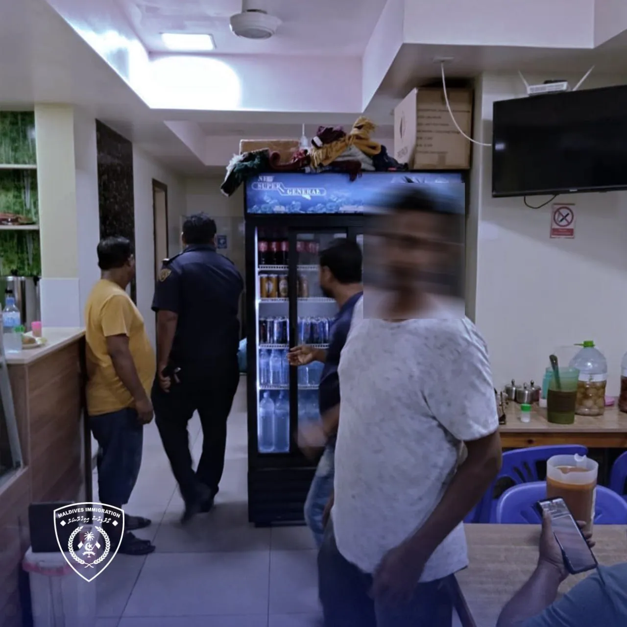 ގަވާއިދާ ޚިލާފަށް ވިޔަފާރިކުރަމުންދިޔަ 2 ބިދޭސީއަކު ހައްޔަރުކޮށްފި