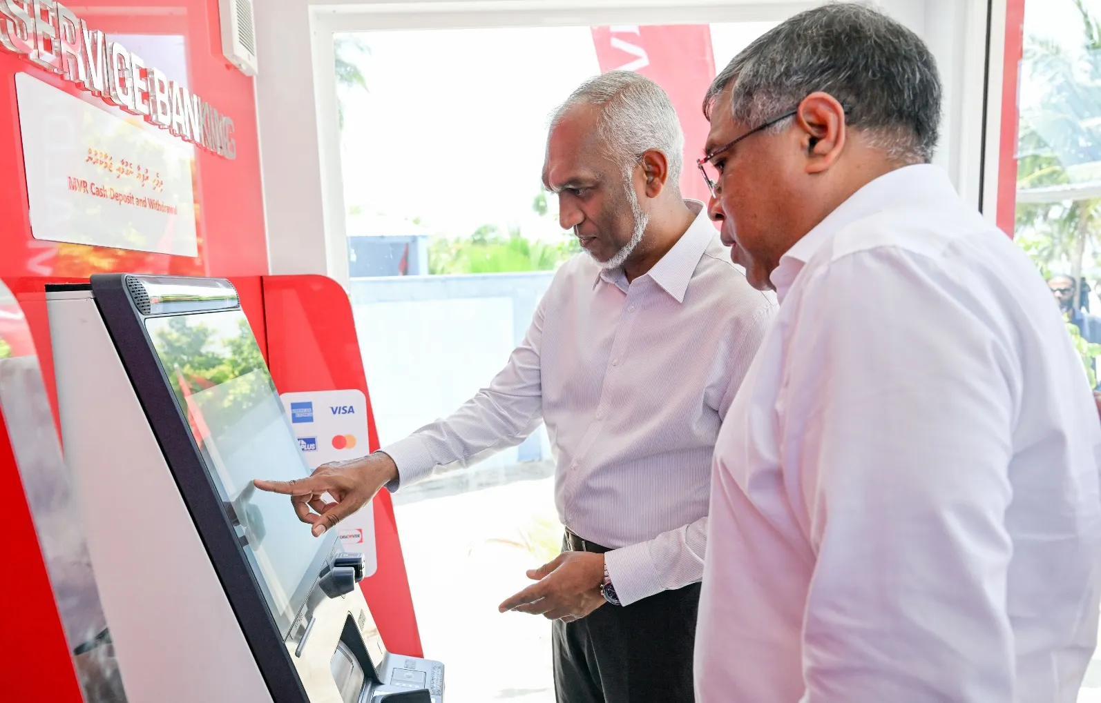 ބަނޑިދޫގައި އޭޓީއެމްގެ ހިދުމަތް ދޭން ފަށައިފި