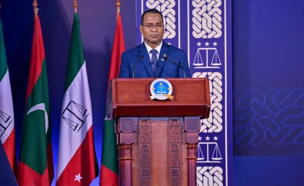 މައްސަލަތައް ދިގުލައިގެން ނުދާނެހެން މަސައްކަތްތައް ބައްޓަންކުރަންޖެހޭ: އުއްތަމަފަނޑިޔާރު