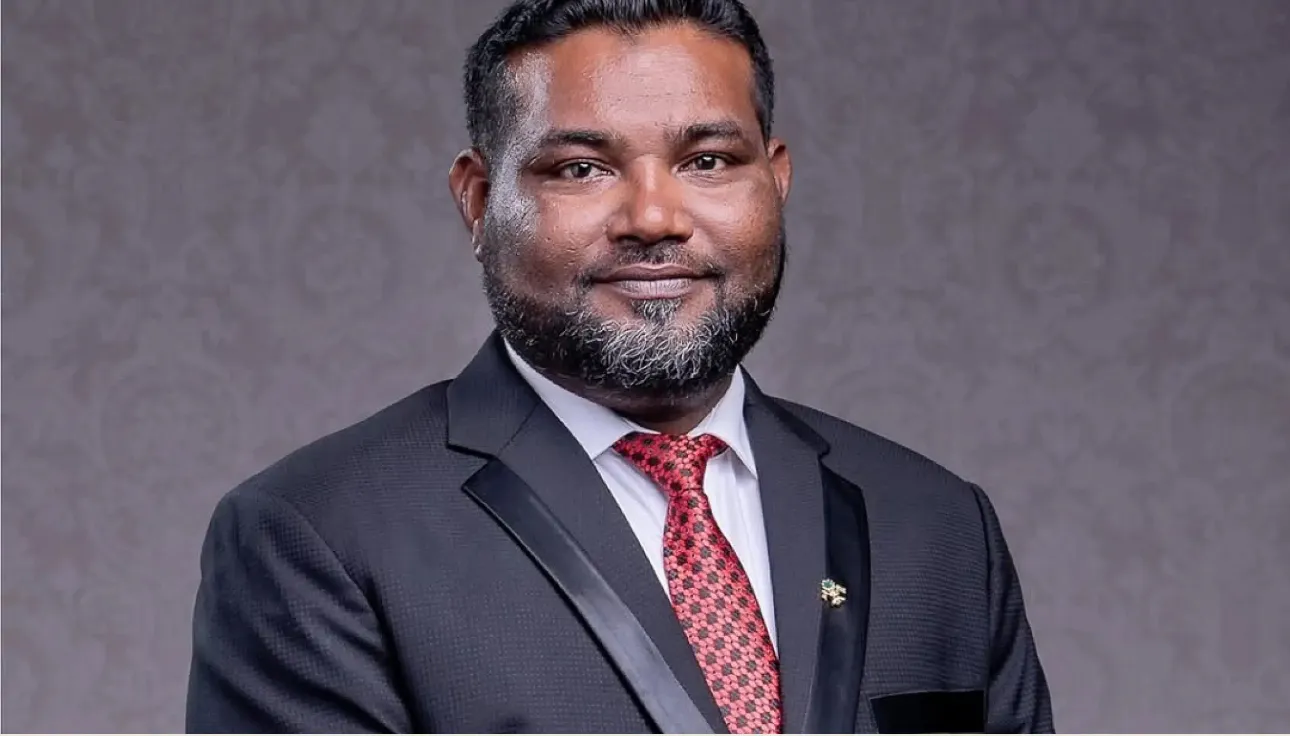 ހައި ކޯޓު ހިންގުން ވަގުތީ ގޮތުން ފަނޑިޔާރު ފައިޞަލްއާ ހަވާލުކޮށްފި