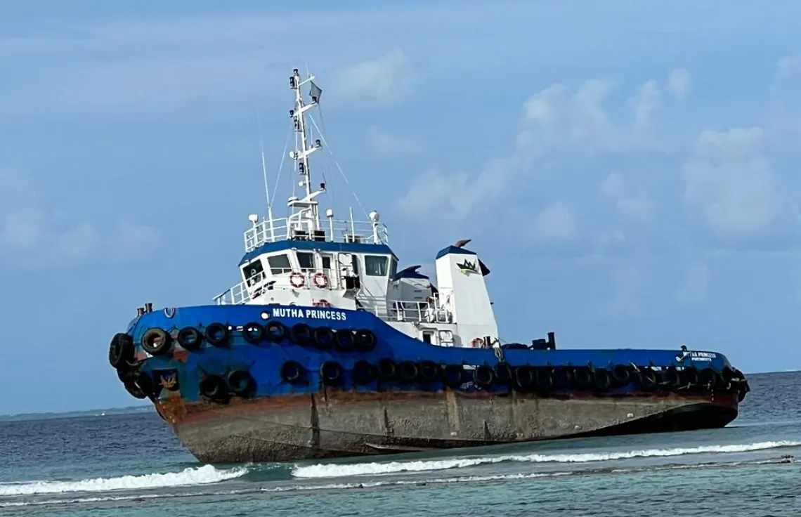 MM Exports Barge