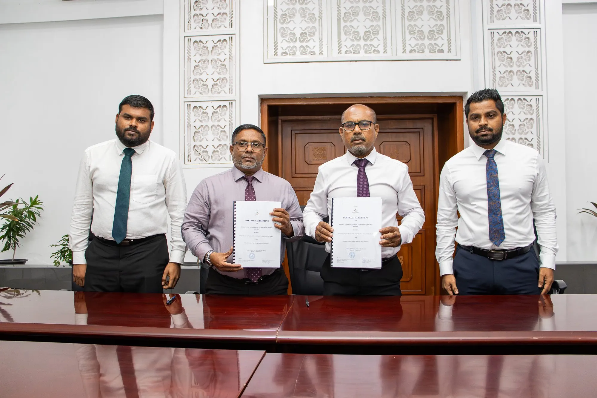11 ރަށެއްގެ މަގުތައް ޒަމާނީ ފެންވަރަށް ތަރައްގީ ކުރަން އާރުޑީސީއަށް