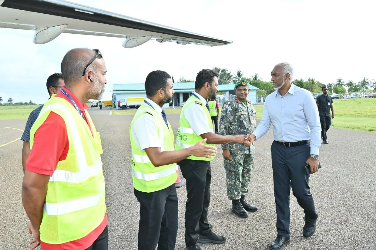ލާމު އަތޮޅާއި އައްޑޫ ސިޓީއަށް ކުރެއްވި ދަތުރުފުޅަށްފަހު ރައީސް ޑރ.މުޢިއްޒު މާލެ ވަޑައިގެންފި