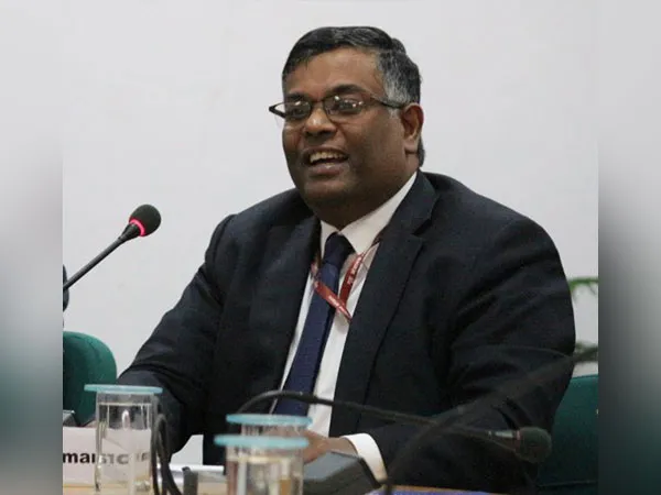 އިންޑިއާއިން ރާއްޖެއަށް ކަނޑައަޅާ، އައު ސަފީރަކީ ބަލަސުބްރަމާނިއަން