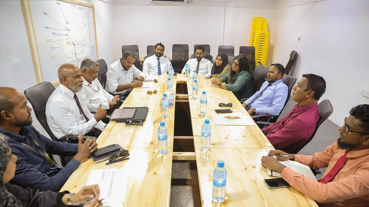 އާރުޑީސީން ފަރެސްމާތޮޑާގައި ކުރިއަށްގެންދާ މަޝްރޫޢު ތަކާ ގުޅޭ މަޝްވަރާ ބައްދަލުވުމެއް ބާއްވައިފި