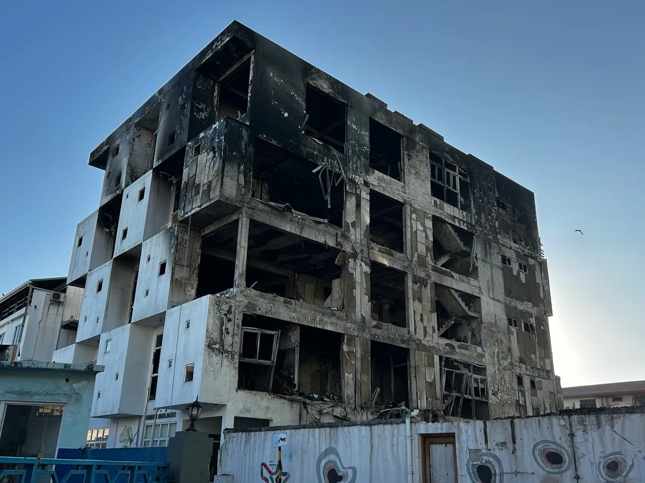 ތިން މިނިސްޓްރީގައި ރޯކޮށްލީ ކަމަށް ރައީސް ޔާމީނު ތުހުމަތު ކުރެއްވި މައްސަލަ ބަލަނީ