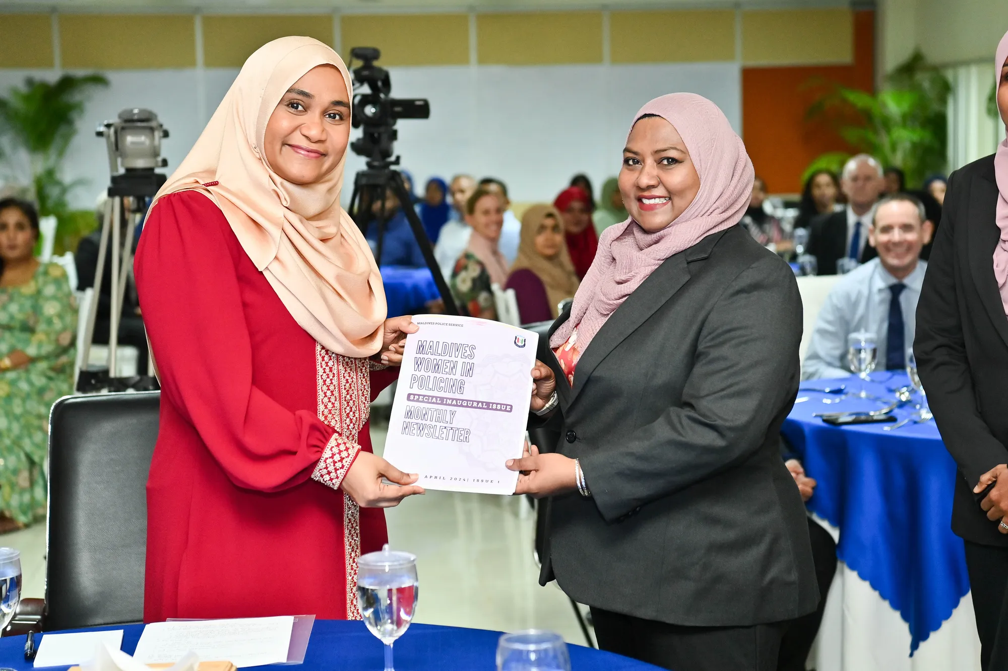ރައީސުލްޖުމްހޫރިއްޔާގެ އަނބިކަނބަލުން، "މޯލްޑިވްސް ވިމެން އިން ޕޮލިސިންގ ކޮމިޓީ" ގެ ދެވަނަ ދައުރު އިފުތިތާޙުކޮށްދެއްވައިފި