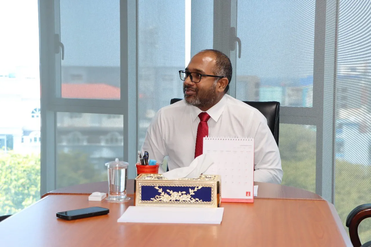 ސަރުކާރުގެ އަމާޒަކީ ކުޑަކުދިން ކުށްތަކަށް އަރައިގަންނަ މައްސަލައަށް ދާއިމީ ހައްލެއް ހޯދުން: އިހްސާން