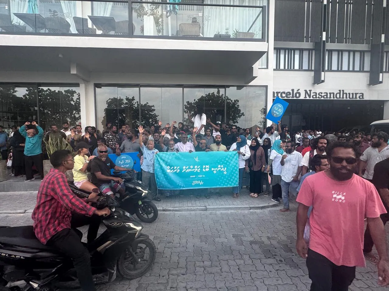 ތުޅާދޫން ވެސް މިފަހަރު ދިވެހީންގެރާއްޖެ ޖަލްސާއަށް ބިޔަ ބޮޑު ޓީމެއް