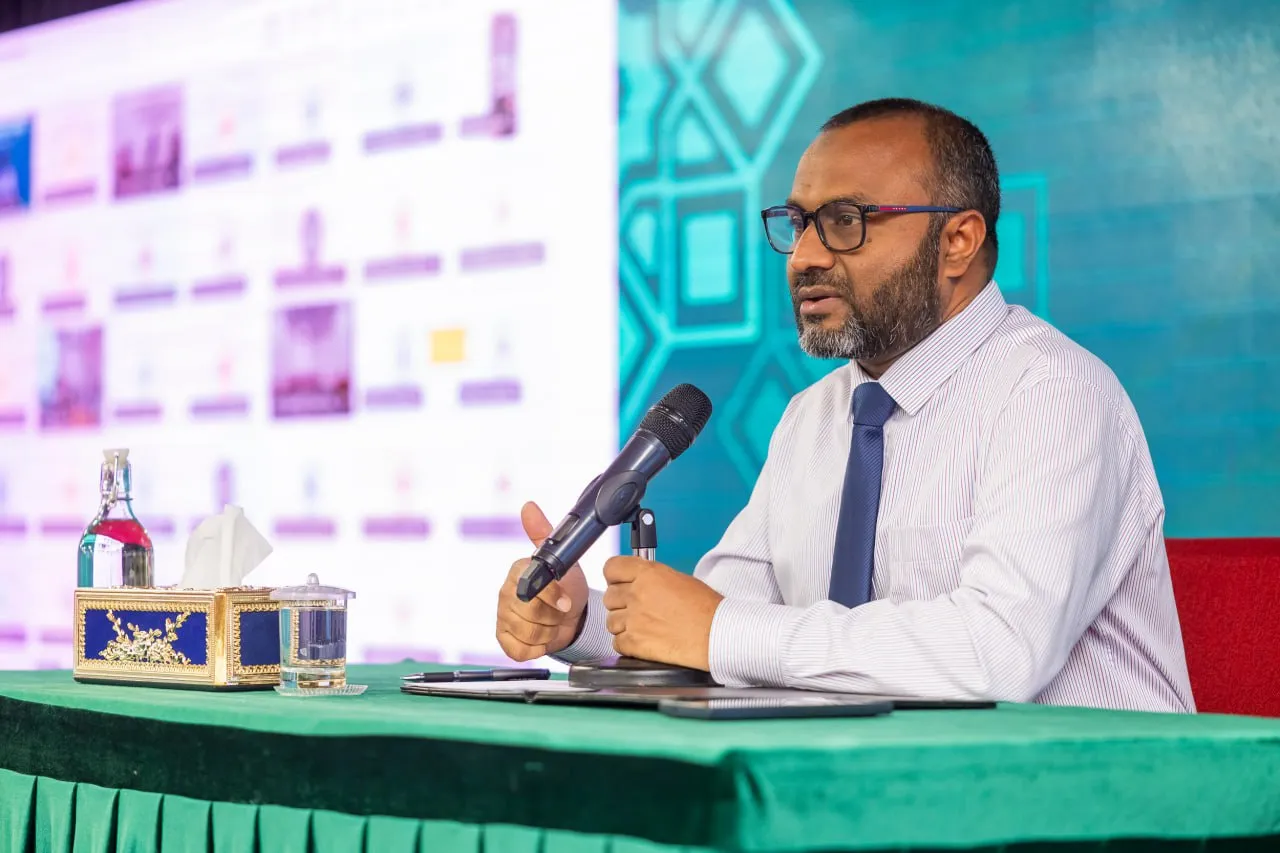 ފަސް އަހަރުގެ ތެރޭ މަދުވެގެން 500 އިމާމުން ރާއްޖެއިން ބޭރުން ތަމްރީން ކުރާނަން: ވަޒީރު ޝަހީމް