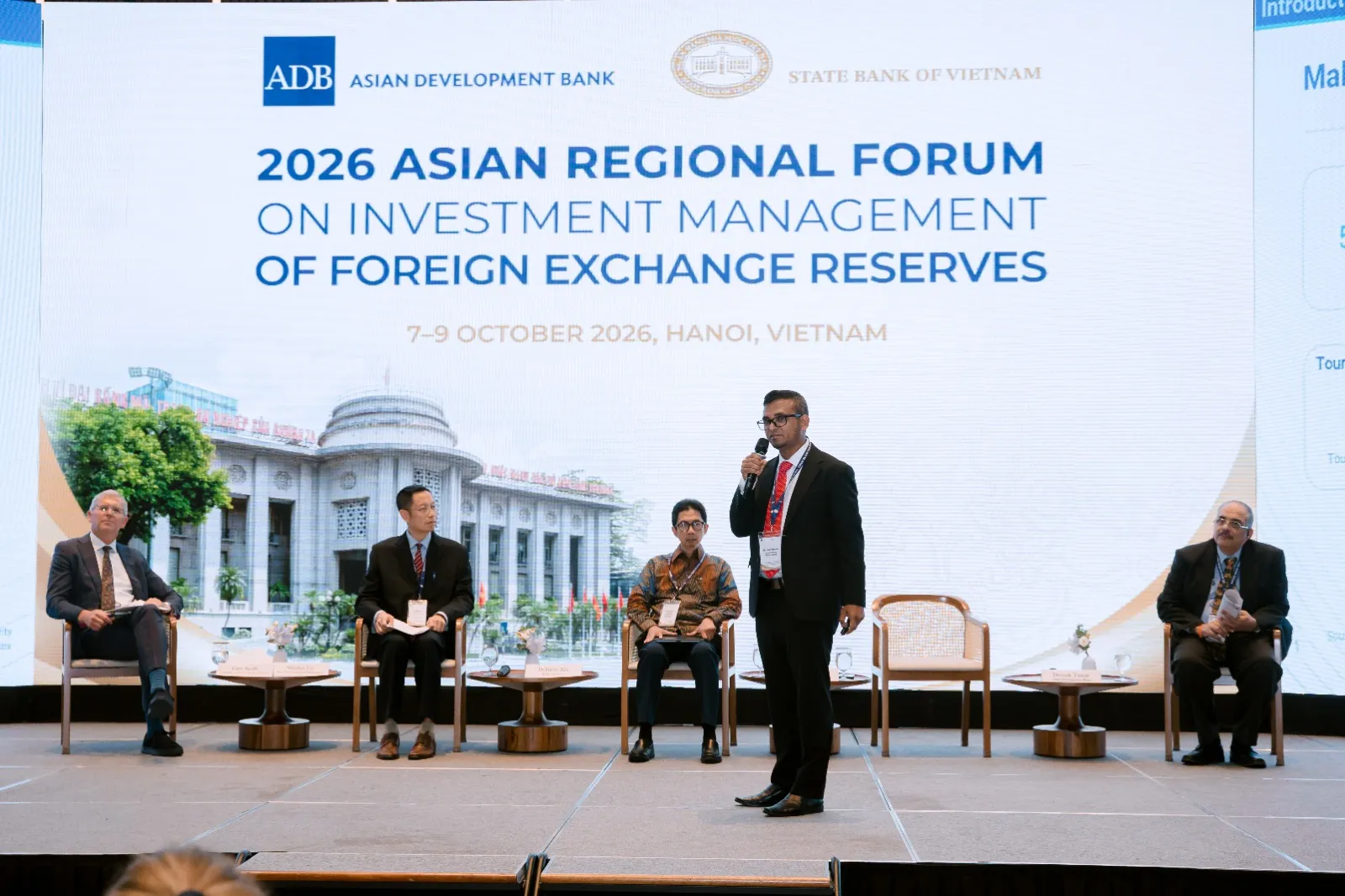 MMA Governor Shares Maldives’ Experience in Reserve Management at Regional Forum