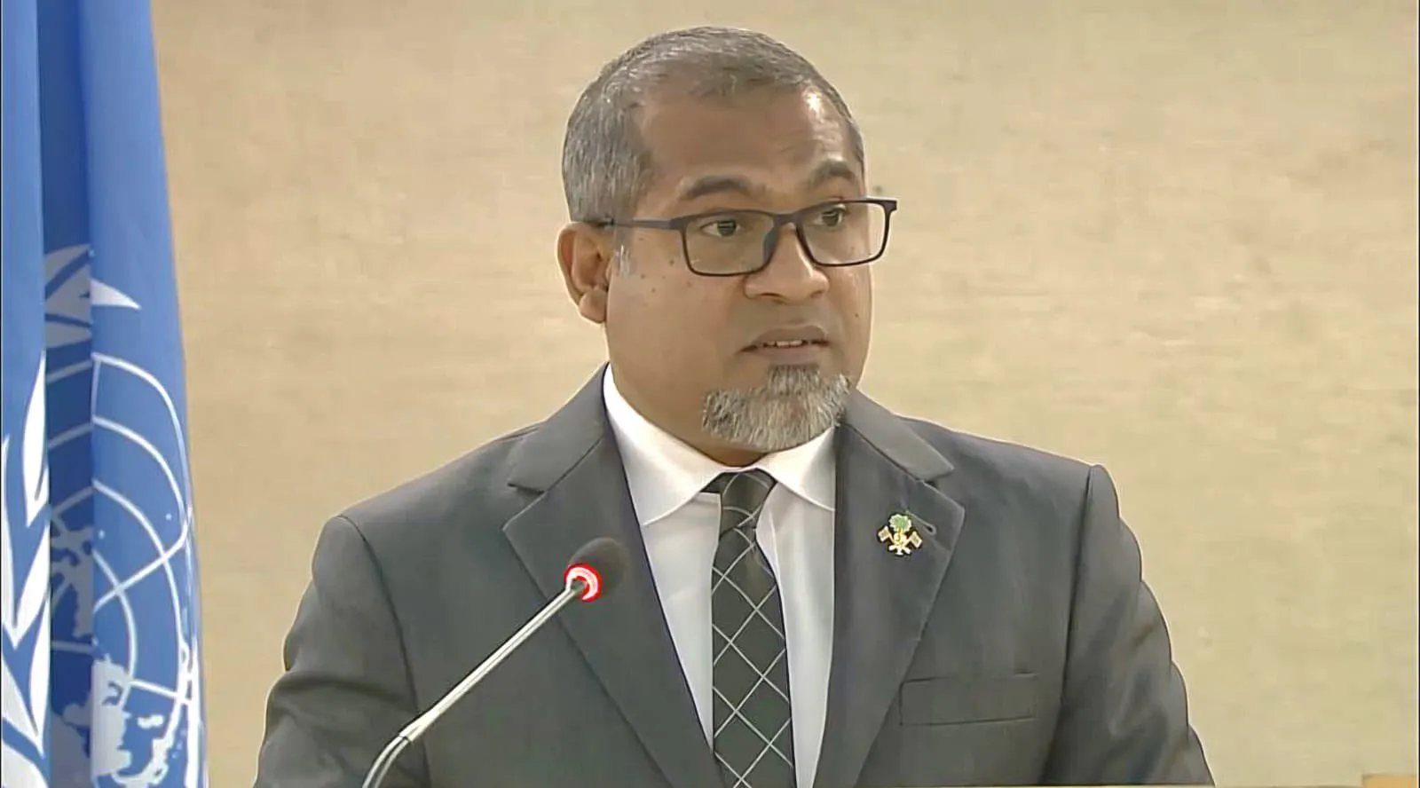 އިންސާނީ ޙައްޤުތައް ކުރިއަރުވައި ހިމާޔަތްކުރުމަށް ސާބިތުކަމާއެކު ރާއްޖެއިން ދެމިއޮންނާނެ: ހަލީލް