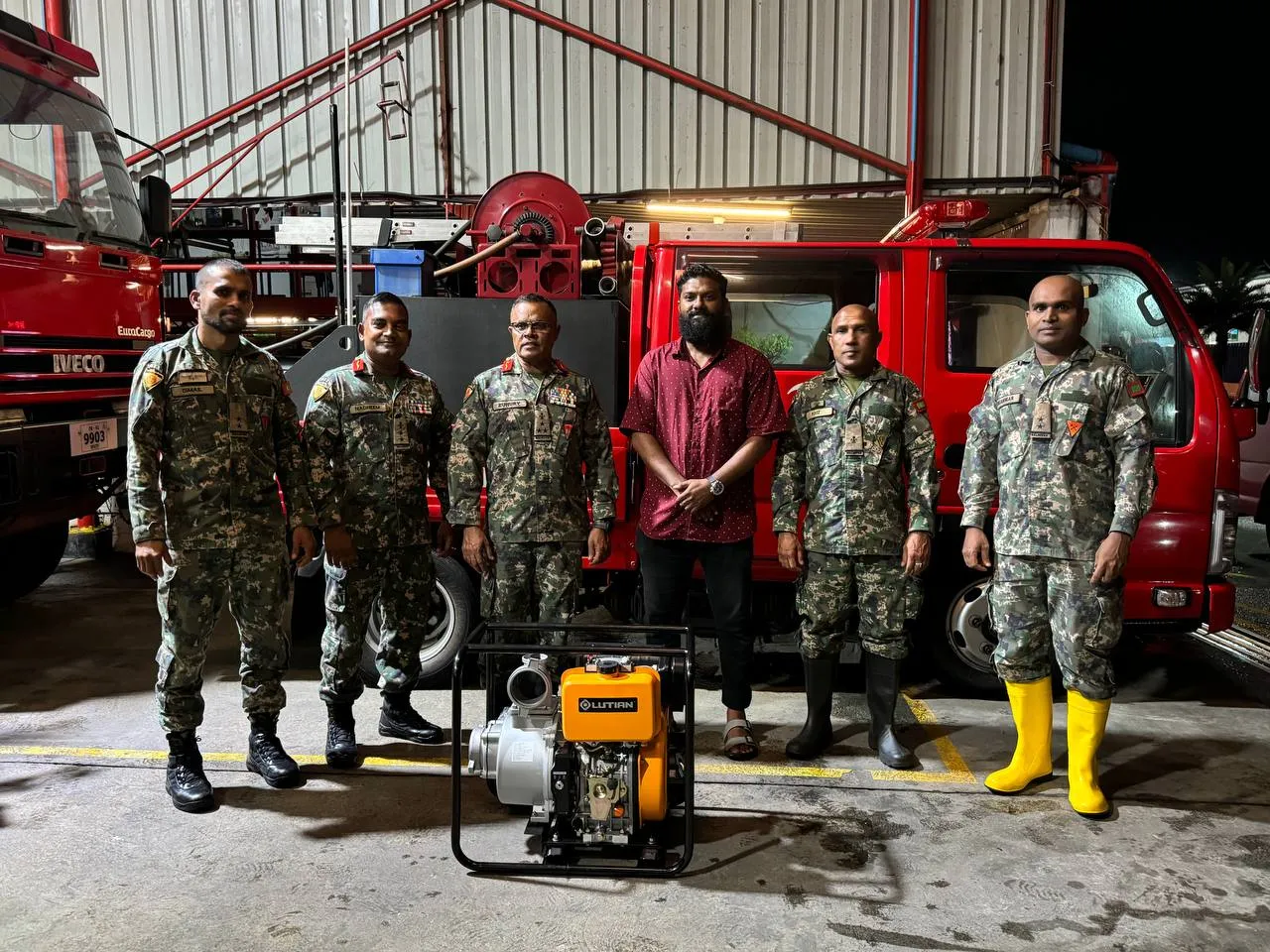 ފެން ހިންދުމުގެ މަސައްކަތަށް އެހީ ޖަމިއްޔާގެ ފަރާތުން އެމްއެންޑީއެފަށް ޕަންޕެއް ހަދިޔާކޮށްފި