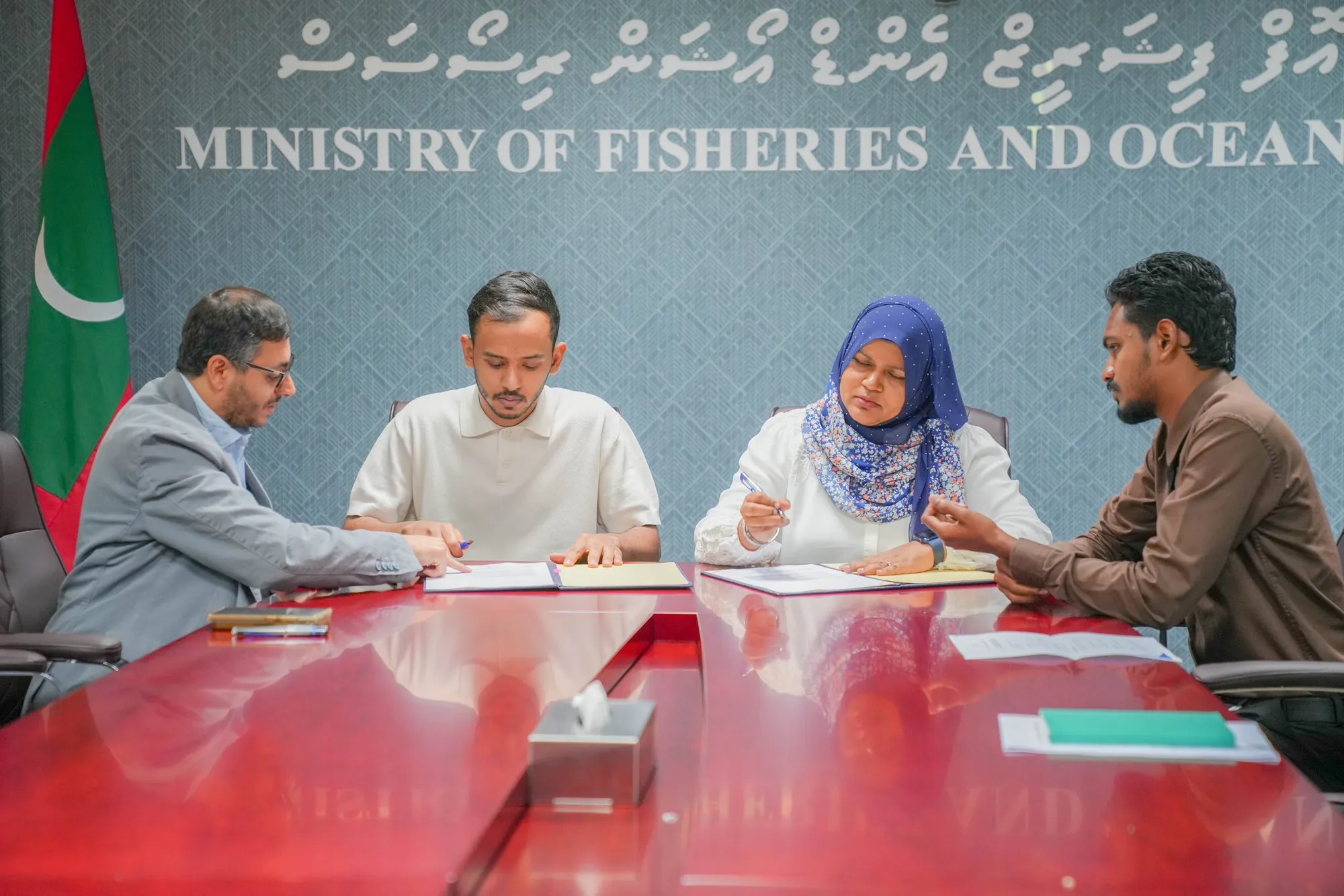 މުލަކުގައި 500 ޓަނުގެ ކޯލްޑް ސްޓޯރޭޖް އެޅުމުގެ އެއްބަސްވުމުގައި ސޮއިކޮށްފި