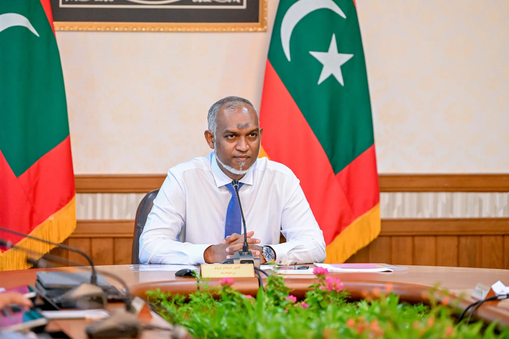 ވިޔަފާރިއާއި އުފެއްދުންތެރިކަމަށް އަމާޒުކޮށް މަޢުރަޒެއް ބޭއްވުމަށް ރައީސް ޑރ.މުޢިއްޒު ނިންމަވައިފި