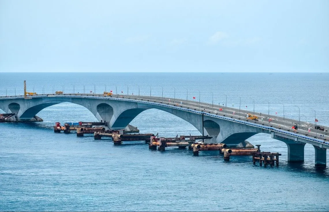 ބްރިޖުގެ ދަތުރުތައް ފީއެއް ކަނޑައަޅަންދެން ހިލޭ