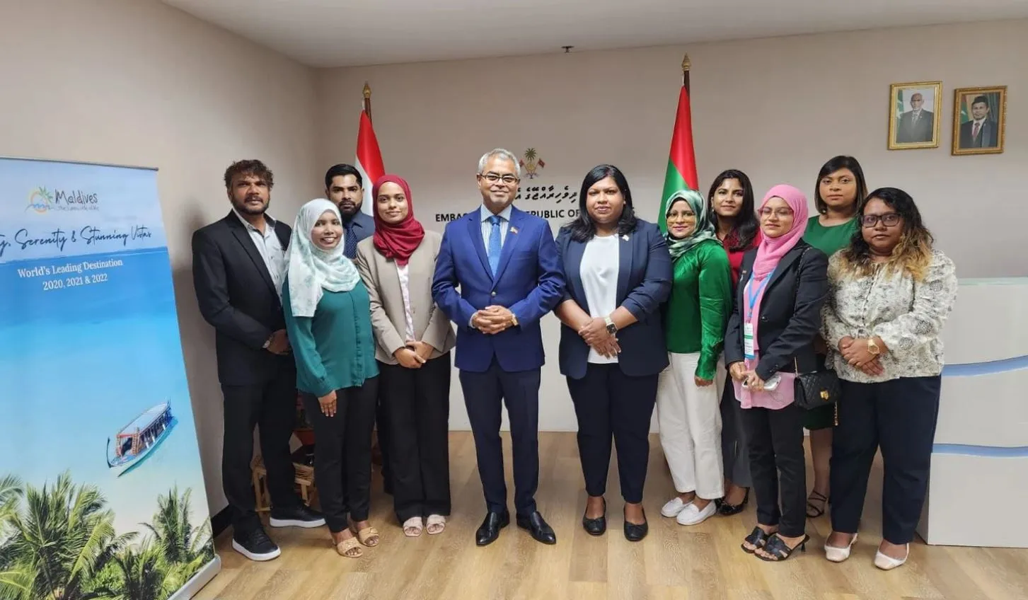 ތައިލެންޑްގަހުންނަ ދިވެހިރާއްޖޭގެ އެމްބަސީއަށް މިނިސްޓަރ ޠާރިޤު އިބްރާހީމް ޒިޔާރަތްކުރައްވައިފި