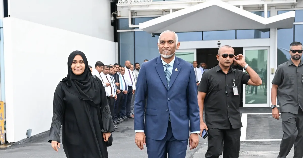 President Dr. Muizzu and FIrst Lady Sajidha Mohamed leaving for an earlier trip to Saudi Arabia for Umrah (Photo/President's Office)