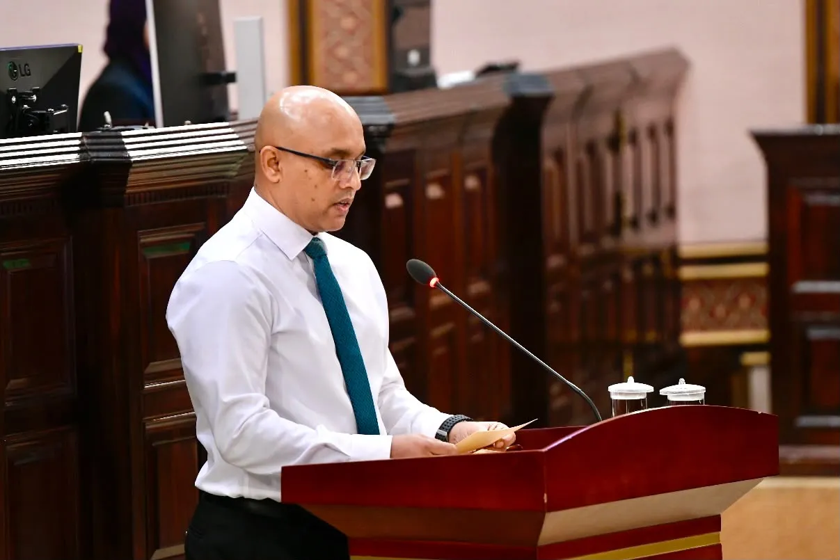 ސްމާޓް އައިޑީ ކާޑު ތަޢާރަފުކޮށް، ސޮވްރިން ކްލައުޑް ޑޭޓާ ސެންޓަރެއް ޤާއިމުކުރަނީ 