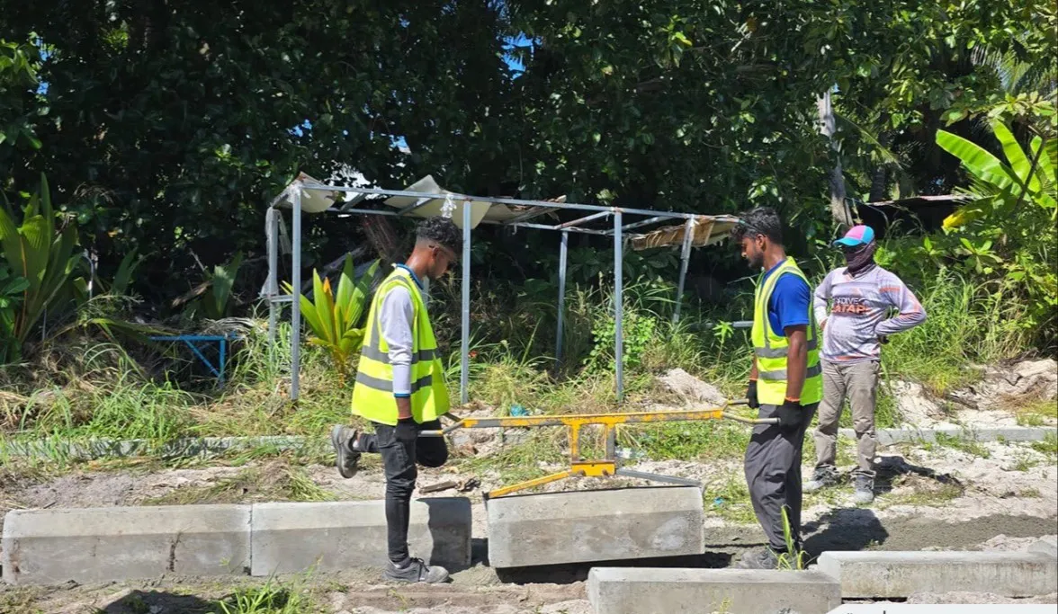 ކުޑަހުވަދޫ މަގުތައް ހެދުމުގެ މަސައްކަތް ކުރިއަށް!