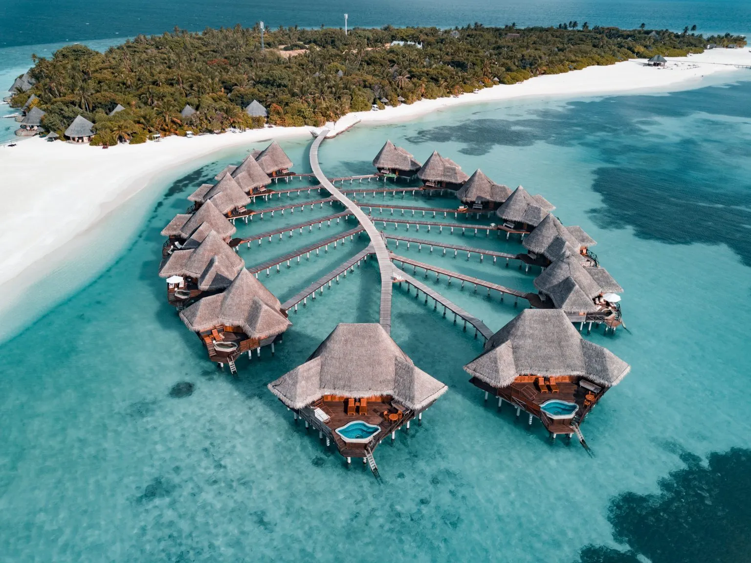 Coco Collection Earns Global Recognition at 2024 World Luxury Hotel Awards