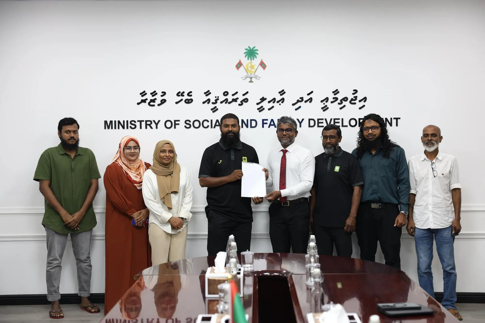 ވ އަތޮޅުގައި ހާލުގައި ދިރިއުޅެމުންދާ ފަރާތްތަކަށް އެހީވުމުގެ މަސައްކަތް ފަށައިފި