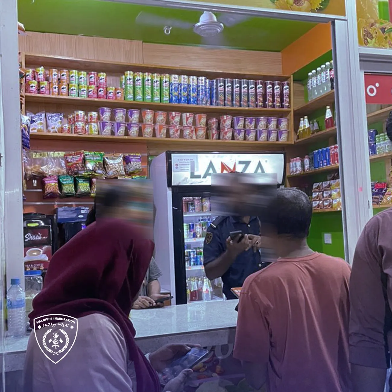 ގަވާއިދާ ހިލާފުވި ދެހާހަށްވުރެ ގިނަ ބިދޭސީން ޑީޕޯޓްކޮށްލައިފި