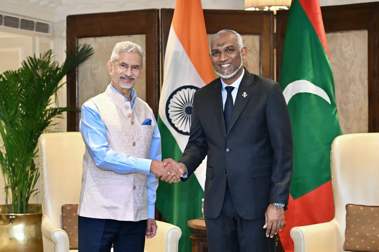 ރައީސް މުޢިއްޒުއާއި އެކު ރަނގަޅު މަޝްވަރާތަކެއް ކުރެވުނު: ޖެއިޝަންކަރު